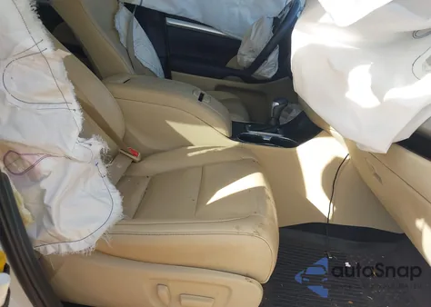 2019 Toyota Highlander Xle from USA, damaged, VIN 5TDKZRFH0KS356528